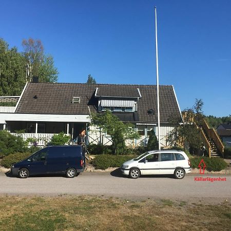 Kaellarlaegenhet Centrumvaegen Gusum Eksteriør bilde